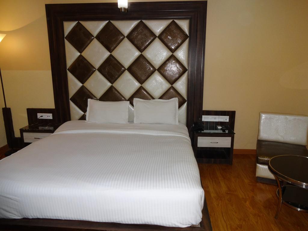 Sheetal International Rain Basera Raipur (Chhattisgarh) Room photo